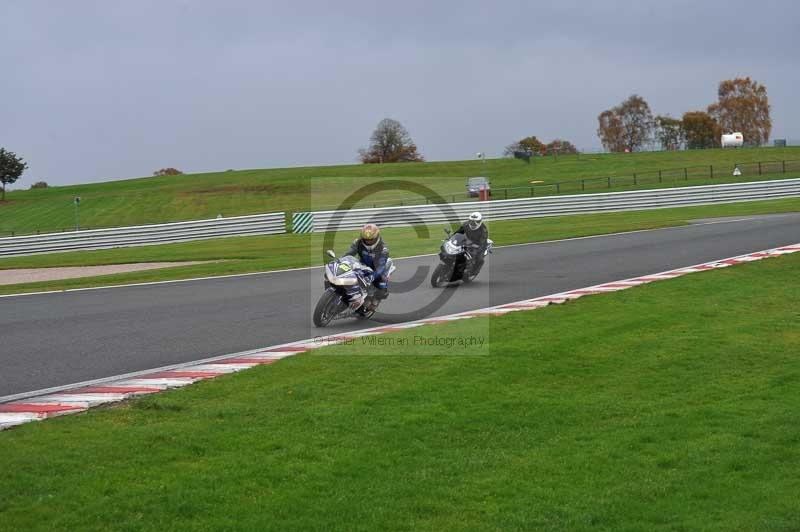 Motorcycle action photographs;Trackday digital images;event digital images;eventdigitalimages;no limits trackday;oulton park;oulton park circuit cheshire;oulton park photographs;peter wileman photography;trackday;trackday photos