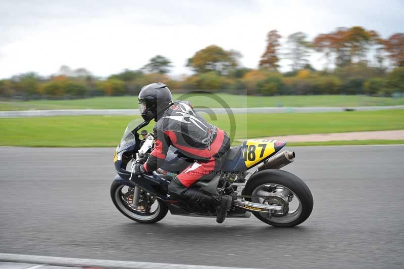Motorcycle action photographs;Trackday digital images;event digital images;eventdigitalimages;no limits trackday;oulton park;oulton park circuit cheshire;oulton park photographs;peter wileman photography;trackday;trackday photos