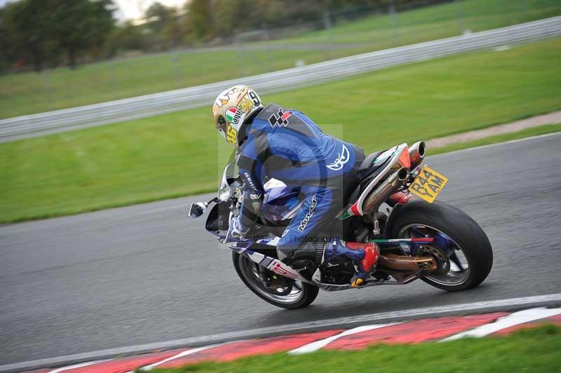 Motorcycle action photographs;Trackday digital images;event digital images;eventdigitalimages;no limits trackday;oulton park;oulton park circuit cheshire;oulton park photographs;peter wileman photography;trackday;trackday photos
