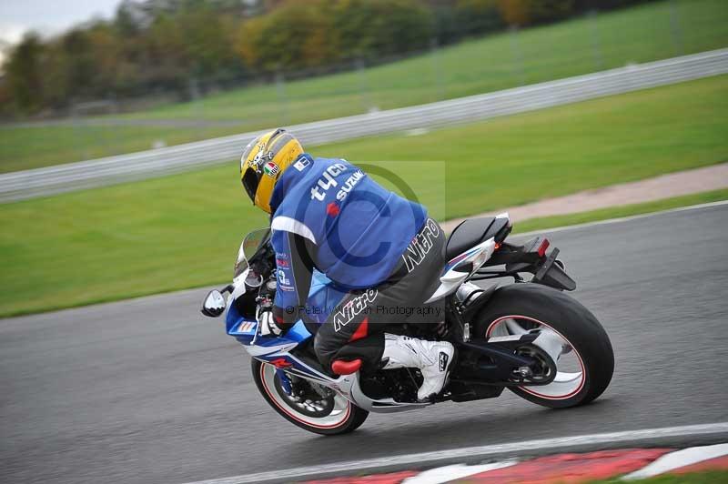 Motorcycle action photographs;Trackday digital images;event digital images;eventdigitalimages;no limits trackday;oulton park;oulton park circuit cheshire;oulton park photographs;peter wileman photography;trackday;trackday photos