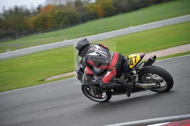 Motorcycle action photographs;Trackday digital images;event digital images;eventdigitalimages;no limits trackday;oulton park;oulton park circuit cheshire;oulton park photographs;peter wileman photography;trackday;trackday photos