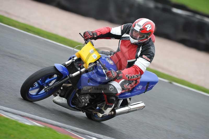 Motorcycle action photographs;Trackday digital images;event digital images;eventdigitalimages;no limits trackday;oulton park;oulton park circuit cheshire;oulton park photographs;peter wileman photography;trackday;trackday photos