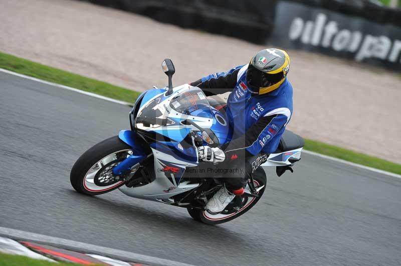 Motorcycle action photographs;Trackday digital images;event digital images;eventdigitalimages;no limits trackday;oulton park;oulton park circuit cheshire;oulton park photographs;peter wileman photography;trackday;trackday photos