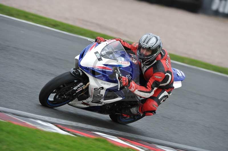 Motorcycle action photographs;Trackday digital images;event digital images;eventdigitalimages;no limits trackday;oulton park;oulton park circuit cheshire;oulton park photographs;peter wileman photography;trackday;trackday photos