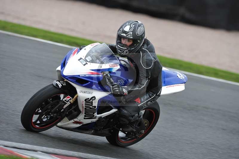 Motorcycle action photographs;Trackday digital images;event digital images;eventdigitalimages;no limits trackday;oulton park;oulton park circuit cheshire;oulton park photographs;peter wileman photography;trackday;trackday photos