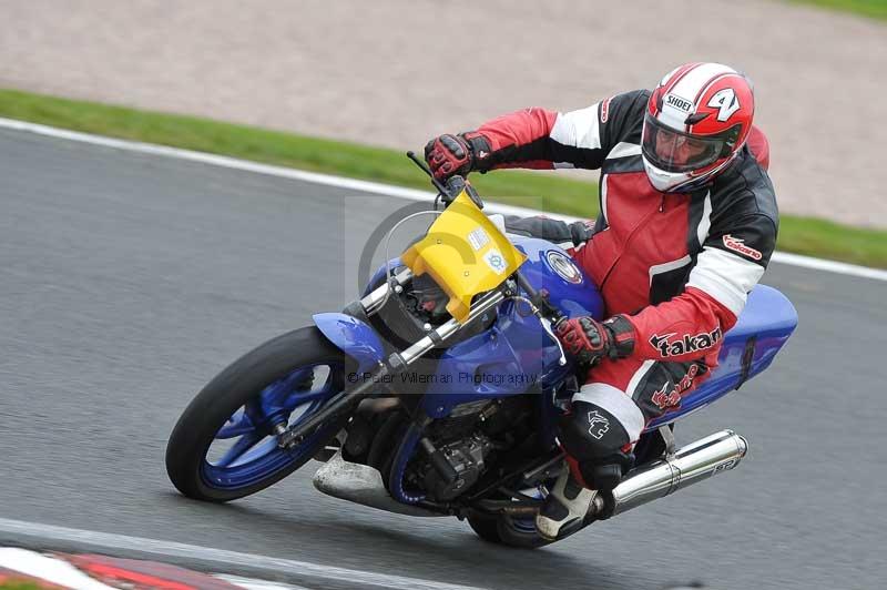 Motorcycle action photographs;Trackday digital images;event digital images;eventdigitalimages;no limits trackday;oulton park;oulton park circuit cheshire;oulton park photographs;peter wileman photography;trackday;trackday photos