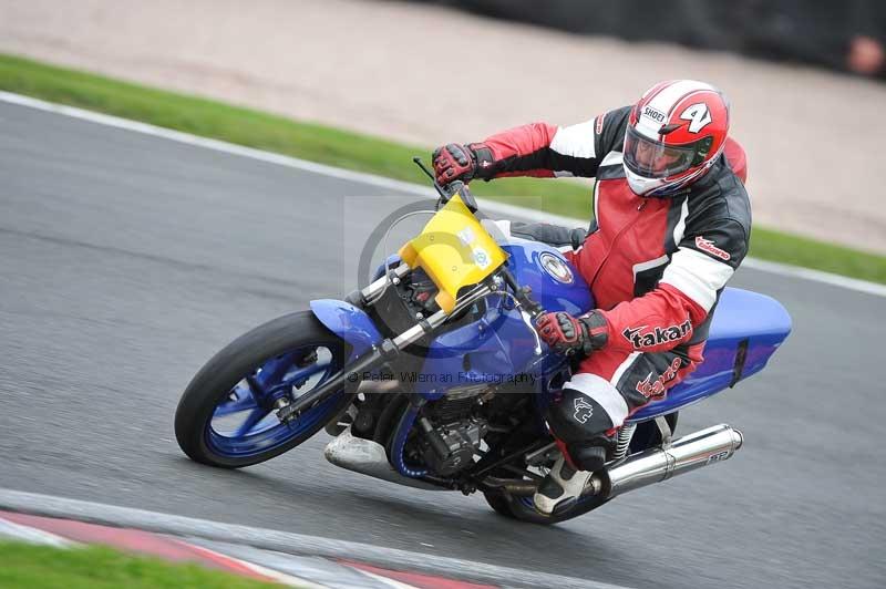 Motorcycle action photographs;Trackday digital images;event digital images;eventdigitalimages;no limits trackday;oulton park;oulton park circuit cheshire;oulton park photographs;peter wileman photography;trackday;trackday photos