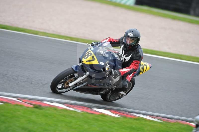 Motorcycle action photographs;Trackday digital images;event digital images;eventdigitalimages;no limits trackday;oulton park;oulton park circuit cheshire;oulton park photographs;peter wileman photography;trackday;trackday photos