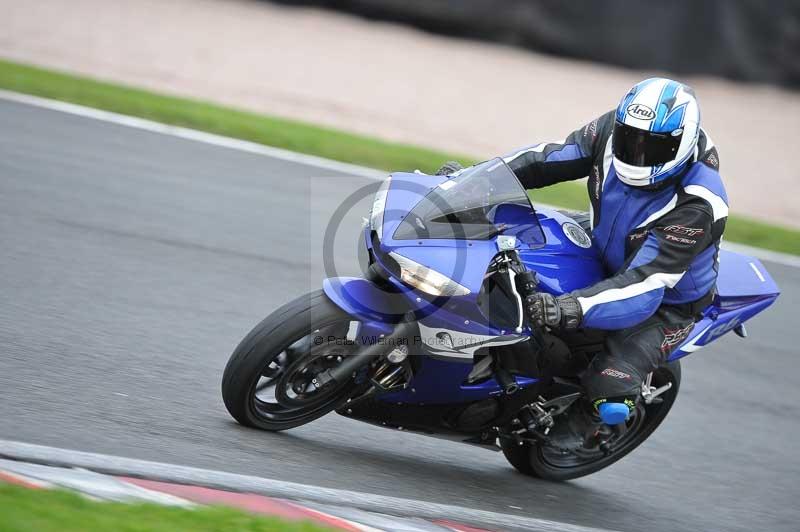 Motorcycle action photographs;Trackday digital images;event digital images;eventdigitalimages;no limits trackday;oulton park;oulton park circuit cheshire;oulton park photographs;peter wileman photography;trackday;trackday photos