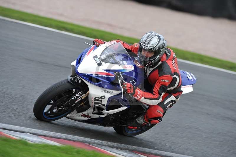 Motorcycle action photographs;Trackday digital images;event digital images;eventdigitalimages;no limits trackday;oulton park;oulton park circuit cheshire;oulton park photographs;peter wileman photography;trackday;trackday photos