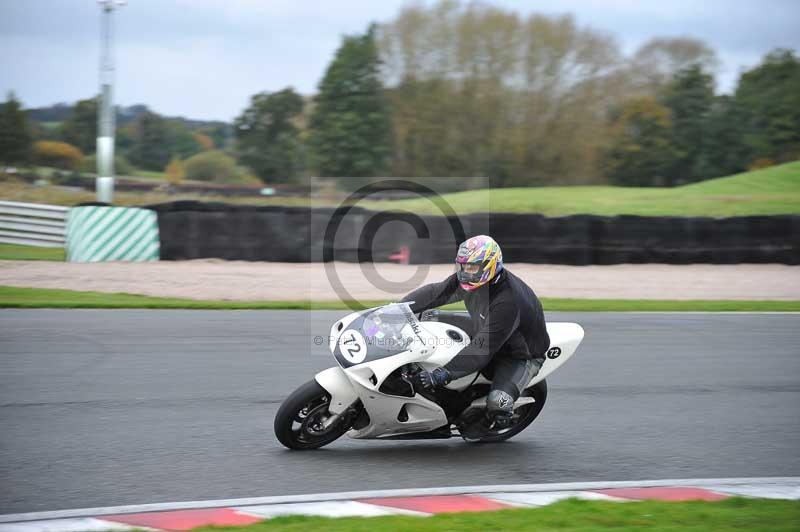 Motorcycle action photographs;Trackday digital images;event digital images;eventdigitalimages;no limits trackday;oulton park;oulton park circuit cheshire;oulton park photographs;peter wileman photography;trackday;trackday photos