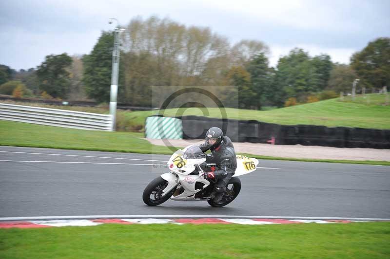 Motorcycle action photographs;Trackday digital images;event digital images;eventdigitalimages;no limits trackday;oulton park;oulton park circuit cheshire;oulton park photographs;peter wileman photography;trackday;trackday photos