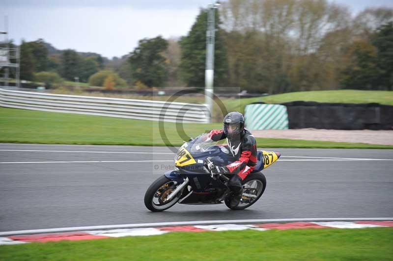 Motorcycle action photographs;Trackday digital images;event digital images;eventdigitalimages;no limits trackday;oulton park;oulton park circuit cheshire;oulton park photographs;peter wileman photography;trackday;trackday photos