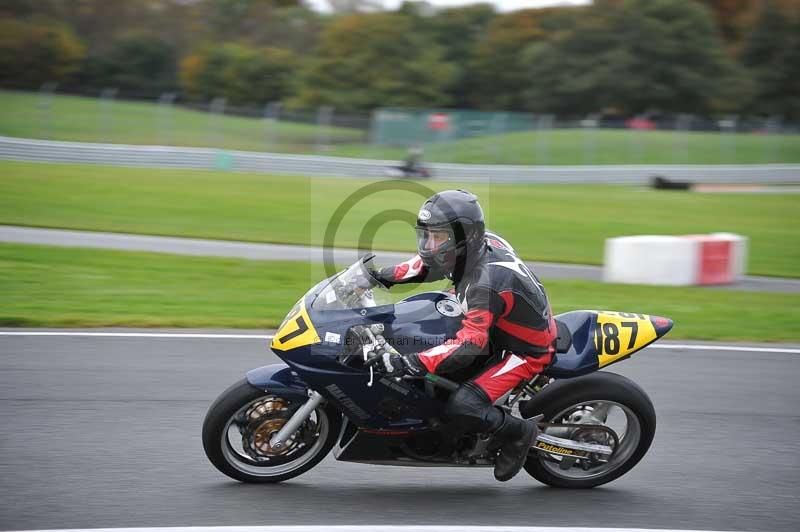 Motorcycle action photographs;Trackday digital images;event digital images;eventdigitalimages;no limits trackday;oulton park;oulton park circuit cheshire;oulton park photographs;peter wileman photography;trackday;trackday photos