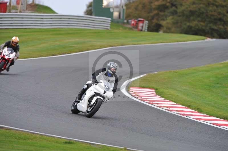Motorcycle action photographs;Trackday digital images;event digital images;eventdigitalimages;no limits trackday;oulton park;oulton park circuit cheshire;oulton park photographs;peter wileman photography;trackday;trackday photos