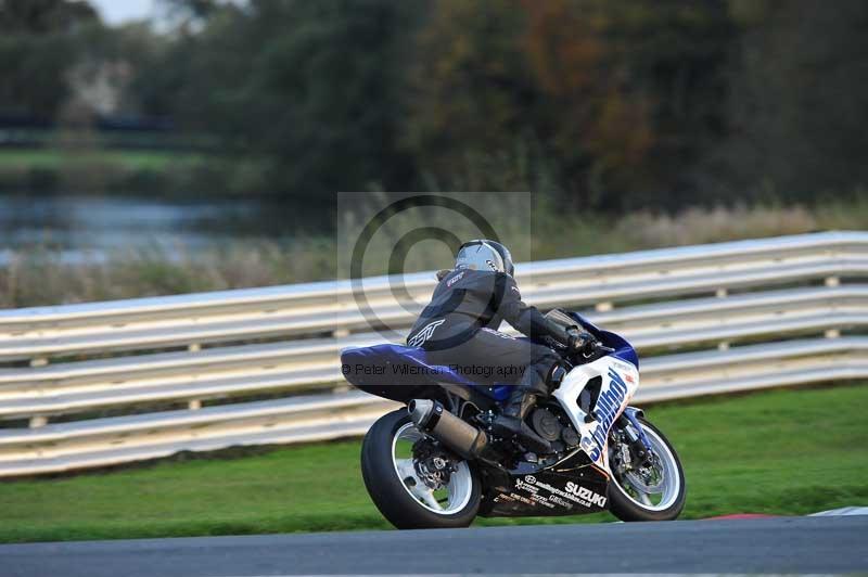 Motorcycle action photographs;Trackday digital images;event digital images;eventdigitalimages;no limits trackday;oulton park;oulton park circuit cheshire;oulton park photographs;peter wileman photography;trackday;trackday photos