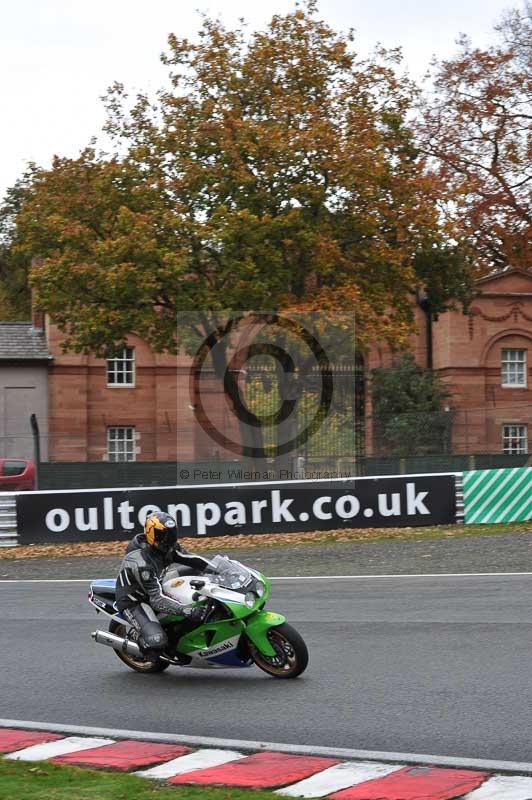 Motorcycle action photographs;Trackday digital images;event digital images;eventdigitalimages;no limits trackday;oulton park;oulton park circuit cheshire;oulton park photographs;peter wileman photography;trackday;trackday photos
