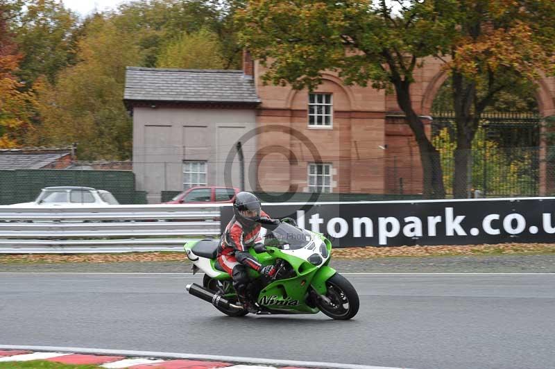 Motorcycle action photographs;Trackday digital images;event digital images;eventdigitalimages;no limits trackday;oulton park;oulton park circuit cheshire;oulton park photographs;peter wileman photography;trackday;trackday photos