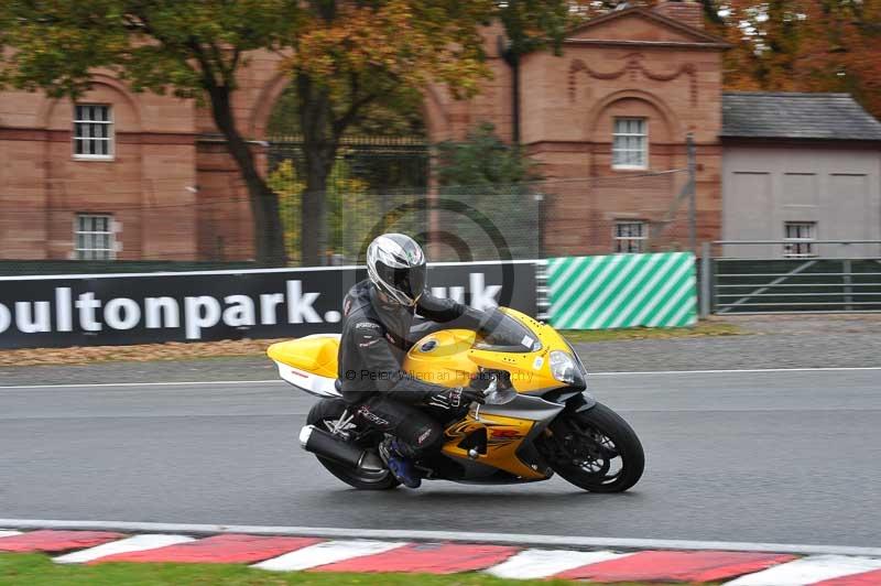 Motorcycle action photographs;Trackday digital images;event digital images;eventdigitalimages;no limits trackday;oulton park;oulton park circuit cheshire;oulton park photographs;peter wileman photography;trackday;trackday photos