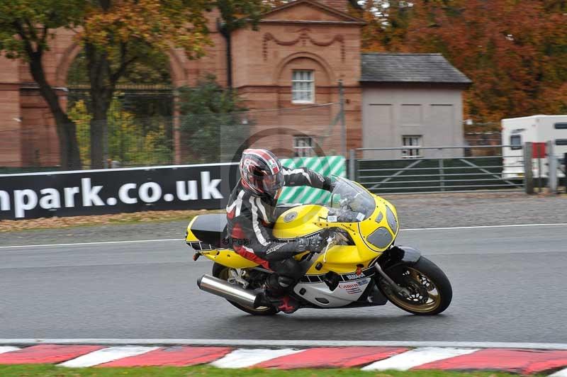 Motorcycle action photographs;Trackday digital images;event digital images;eventdigitalimages;no limits trackday;oulton park;oulton park circuit cheshire;oulton park photographs;peter wileman photography;trackday;trackday photos