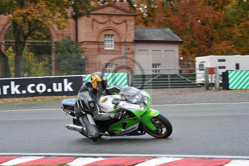 Motorcycle action photographs;Trackday digital images;event digital images;eventdigitalimages;no limits trackday;oulton park;oulton park circuit cheshire;oulton park photographs;peter wileman photography;trackday;trackday photos