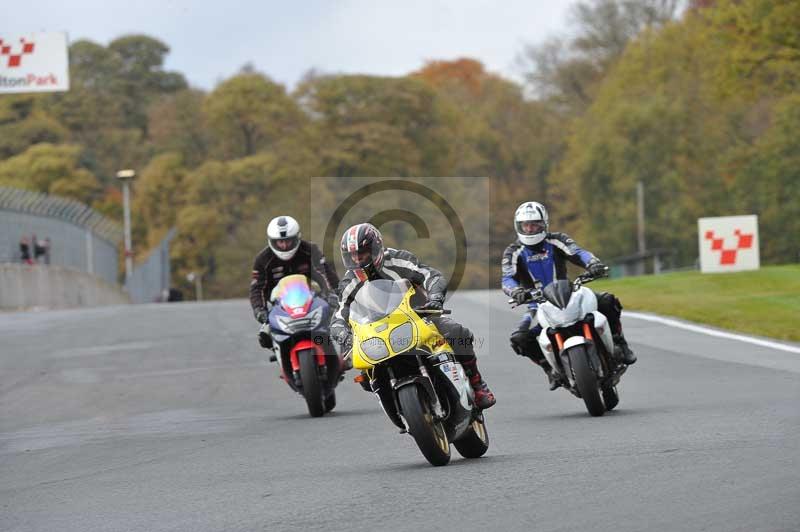 Motorcycle action photographs;Trackday digital images;event digital images;eventdigitalimages;no limits trackday;oulton park;oulton park circuit cheshire;oulton park photographs;peter wileman photography;trackday;trackday photos