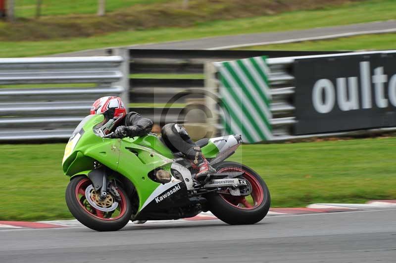 Motorcycle action photographs;Trackday digital images;event digital images;eventdigitalimages;no limits trackday;oulton park;oulton park circuit cheshire;oulton park photographs;peter wileman photography;trackday;trackday photos