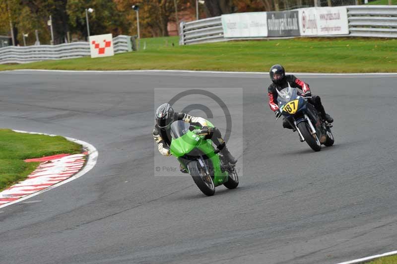 Motorcycle action photographs;Trackday digital images;event digital images;eventdigitalimages;no limits trackday;oulton park;oulton park circuit cheshire;oulton park photographs;peter wileman photography;trackday;trackday photos