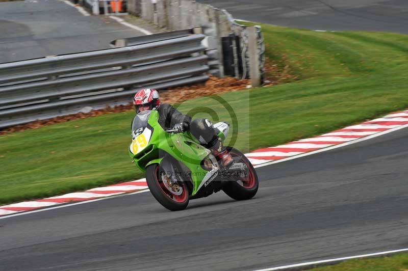 Motorcycle action photographs;Trackday digital images;event digital images;eventdigitalimages;no limits trackday;oulton park;oulton park circuit cheshire;oulton park photographs;peter wileman photography;trackday;trackday photos