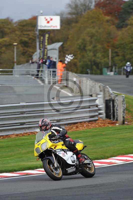 Motorcycle action photographs;Trackday digital images;event digital images;eventdigitalimages;no limits trackday;oulton park;oulton park circuit cheshire;oulton park photographs;peter wileman photography;trackday;trackday photos