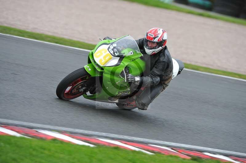 Motorcycle action photographs;Trackday digital images;event digital images;eventdigitalimages;no limits trackday;oulton park;oulton park circuit cheshire;oulton park photographs;peter wileman photography;trackday;trackday photos