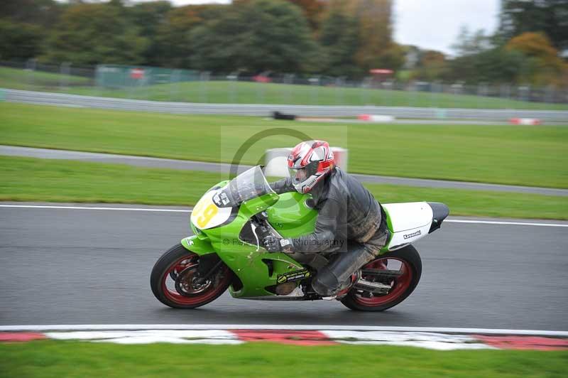 Motorcycle action photographs;Trackday digital images;event digital images;eventdigitalimages;no limits trackday;oulton park;oulton park circuit cheshire;oulton park photographs;peter wileman photography;trackday;trackday photos