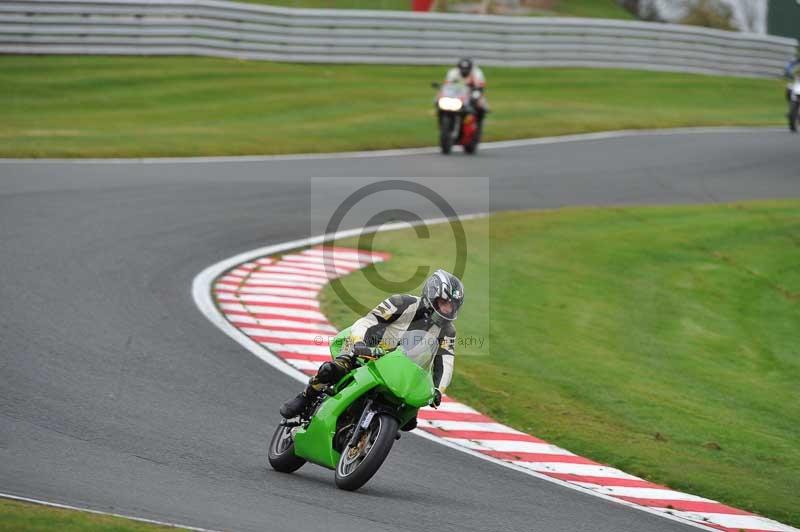 Motorcycle action photographs;Trackday digital images;event digital images;eventdigitalimages;no limits trackday;oulton park;oulton park circuit cheshire;oulton park photographs;peter wileman photography;trackday;trackday photos