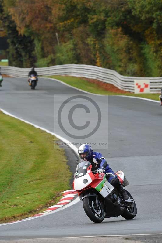 Motorcycle action photographs;Trackday digital images;event digital images;eventdigitalimages;no limits trackday;oulton park;oulton park circuit cheshire;oulton park photographs;peter wileman photography;trackday;trackday photos