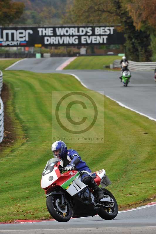 Motorcycle action photographs;Trackday digital images;event digital images;eventdigitalimages;no limits trackday;oulton park;oulton park circuit cheshire;oulton park photographs;peter wileman photography;trackday;trackday photos