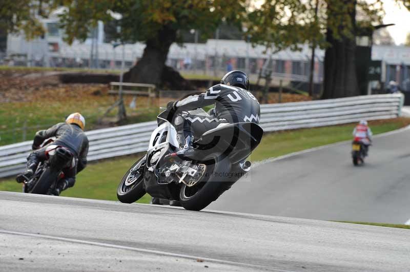 Motorcycle action photographs;Trackday digital images;event digital images;eventdigitalimages;no limits trackday;oulton park;oulton park circuit cheshire;oulton park photographs;peter wileman photography;trackday;trackday photos