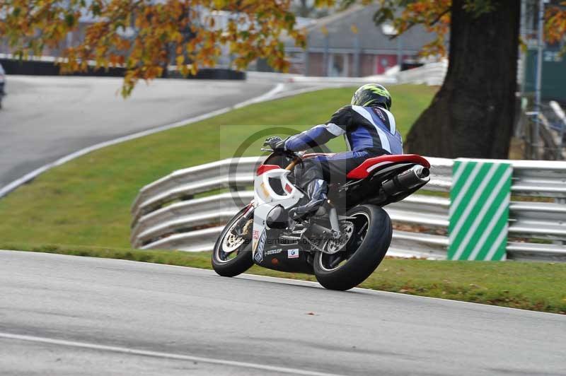 Motorcycle action photographs;Trackday digital images;event digital images;eventdigitalimages;no limits trackday;oulton park;oulton park circuit cheshire;oulton park photographs;peter wileman photography;trackday;trackday photos