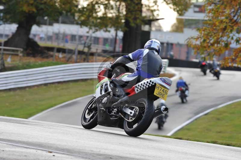 Motorcycle action photographs;Trackday digital images;event digital images;eventdigitalimages;no limits trackday;oulton park;oulton park circuit cheshire;oulton park photographs;peter wileman photography;trackday;trackday photos