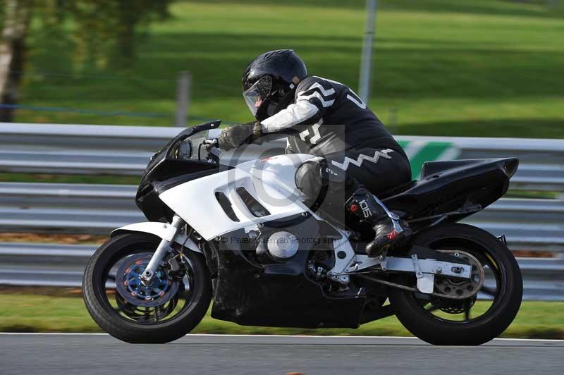 Motorcycle action photographs;Trackday digital images;event digital images;eventdigitalimages;no limits trackday;oulton park;oulton park circuit cheshire;oulton park photographs;peter wileman photography;trackday;trackday photos