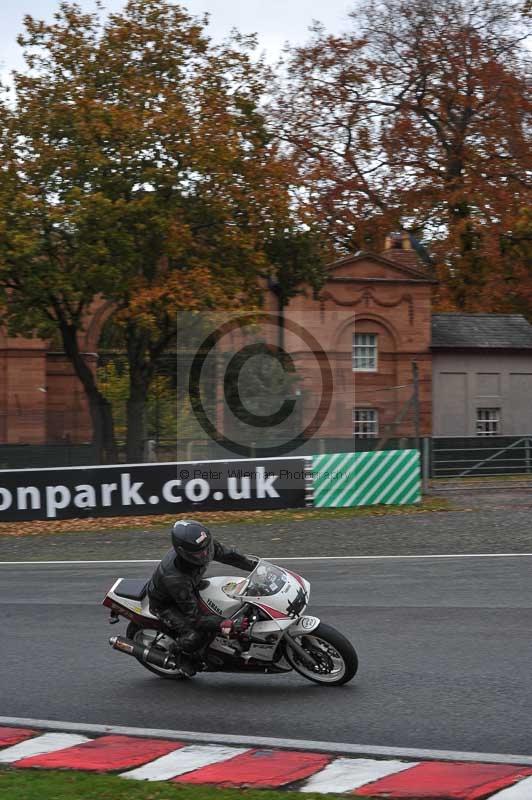 Motorcycle action photographs;Trackday digital images;event digital images;eventdigitalimages;no limits trackday;oulton park;oulton park circuit cheshire;oulton park photographs;peter wileman photography;trackday;trackday photos