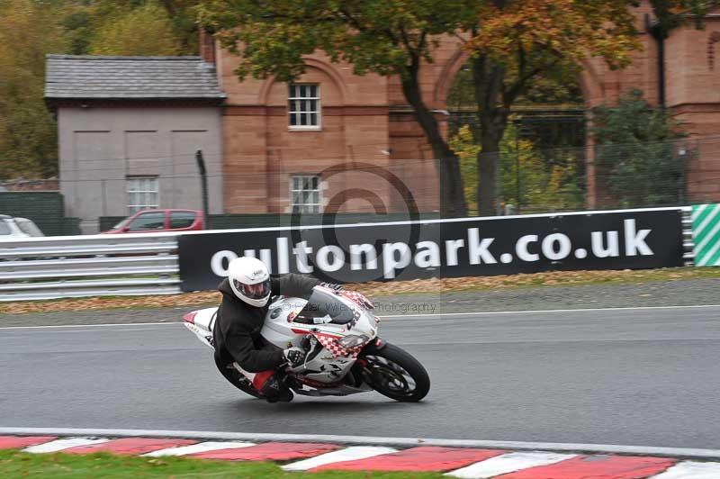 Motorcycle action photographs;Trackday digital images;event digital images;eventdigitalimages;no limits trackday;oulton park;oulton park circuit cheshire;oulton park photographs;peter wileman photography;trackday;trackday photos