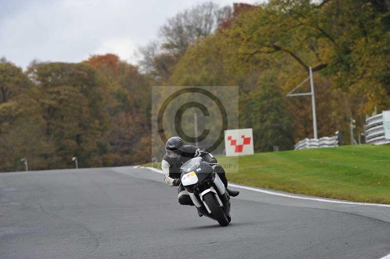 Motorcycle action photographs;Trackday digital images;event digital images;eventdigitalimages;no limits trackday;oulton park;oulton park circuit cheshire;oulton park photographs;peter wileman photography;trackday;trackday photos