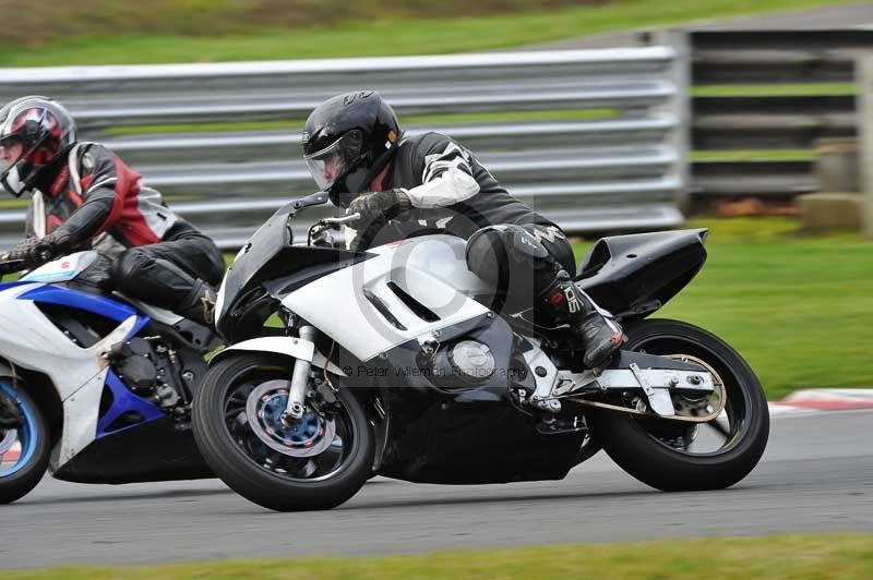 Motorcycle action photographs;Trackday digital images;event digital images;eventdigitalimages;no limits trackday;oulton park;oulton park circuit cheshire;oulton park photographs;peter wileman photography;trackday;trackday photos