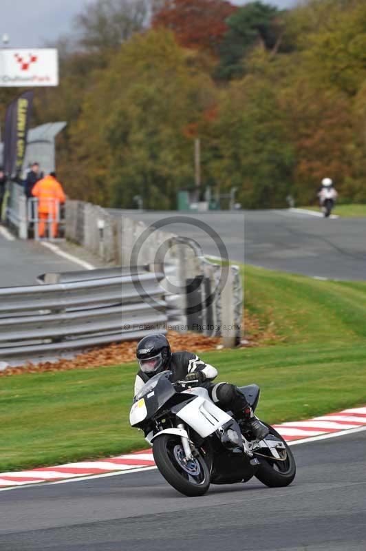 Motorcycle action photographs;Trackday digital images;event digital images;eventdigitalimages;no limits trackday;oulton park;oulton park circuit cheshire;oulton park photographs;peter wileman photography;trackday;trackday photos