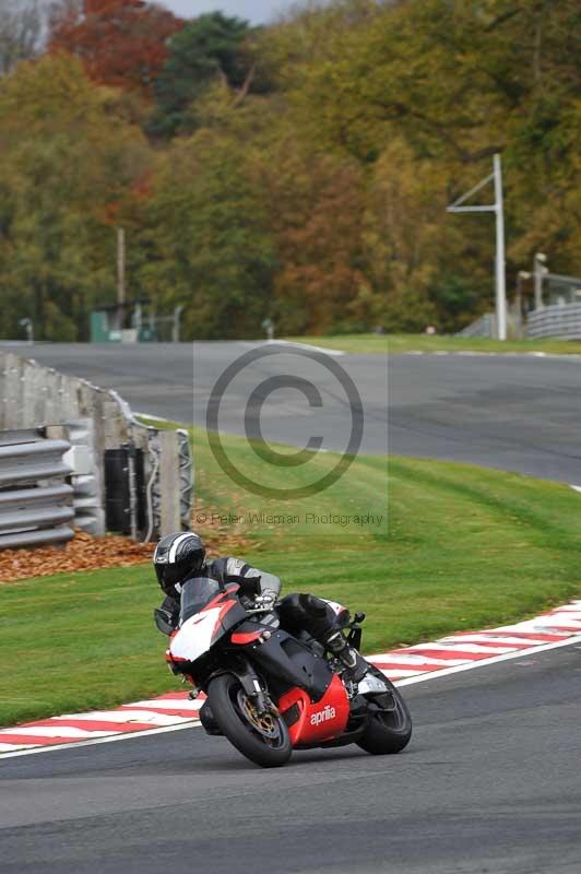 Motorcycle action photographs;Trackday digital images;event digital images;eventdigitalimages;no limits trackday;oulton park;oulton park circuit cheshire;oulton park photographs;peter wileman photography;trackday;trackday photos