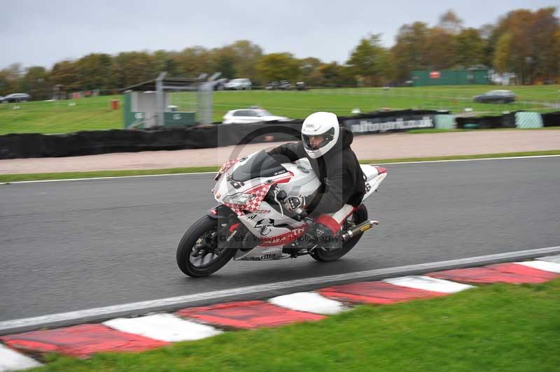Motorcycle action photographs;Trackday digital images;event digital images;eventdigitalimages;no limits trackday;oulton park;oulton park circuit cheshire;oulton park photographs;peter wileman photography;trackday;trackday photos