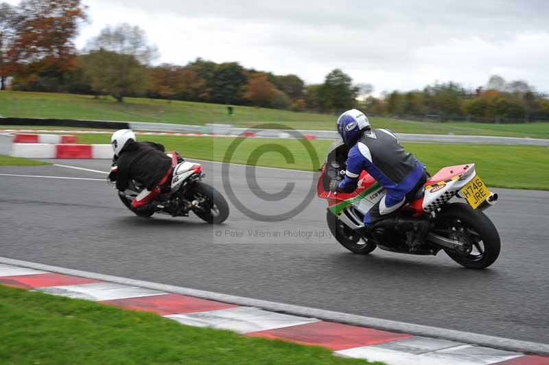 Motorcycle action photographs;Trackday digital images;event digital images;eventdigitalimages;no limits trackday;oulton park;oulton park circuit cheshire;oulton park photographs;peter wileman photography;trackday;trackday photos