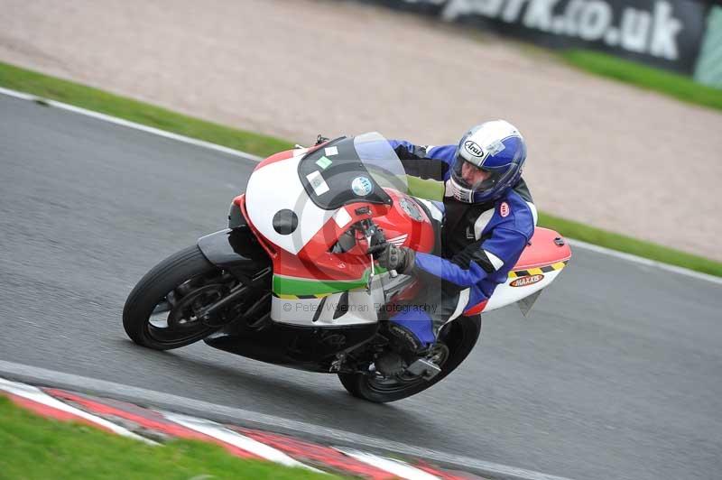 Motorcycle action photographs;Trackday digital images;event digital images;eventdigitalimages;no limits trackday;oulton park;oulton park circuit cheshire;oulton park photographs;peter wileman photography;trackday;trackday photos
