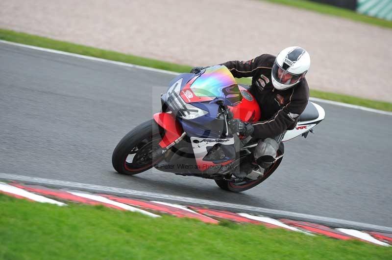 Motorcycle action photographs;Trackday digital images;event digital images;eventdigitalimages;no limits trackday;oulton park;oulton park circuit cheshire;oulton park photographs;peter wileman photography;trackday;trackday photos