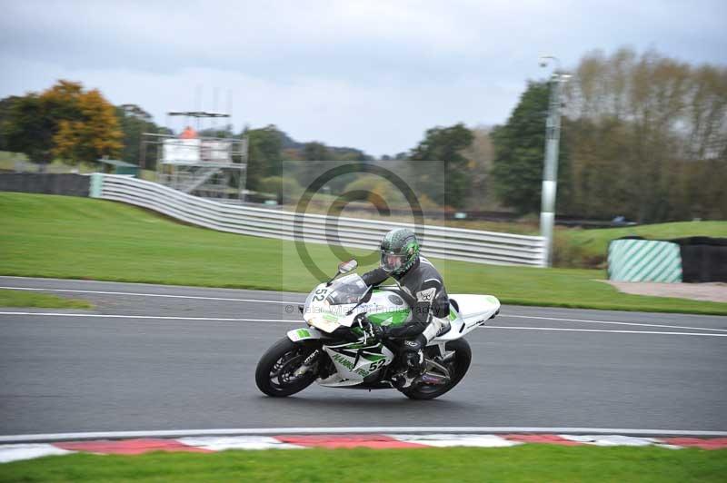 Motorcycle action photographs;Trackday digital images;event digital images;eventdigitalimages;no limits trackday;oulton park;oulton park circuit cheshire;oulton park photographs;peter wileman photography;trackday;trackday photos